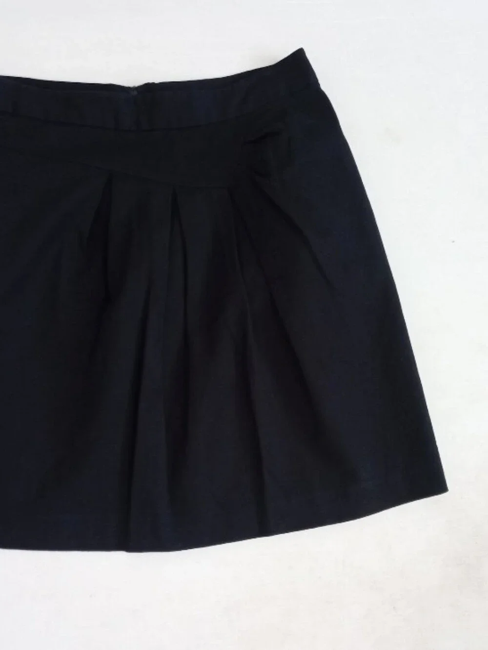 Anthropologie Tabitha classic A-line silhouette skirt with subtle front pleats